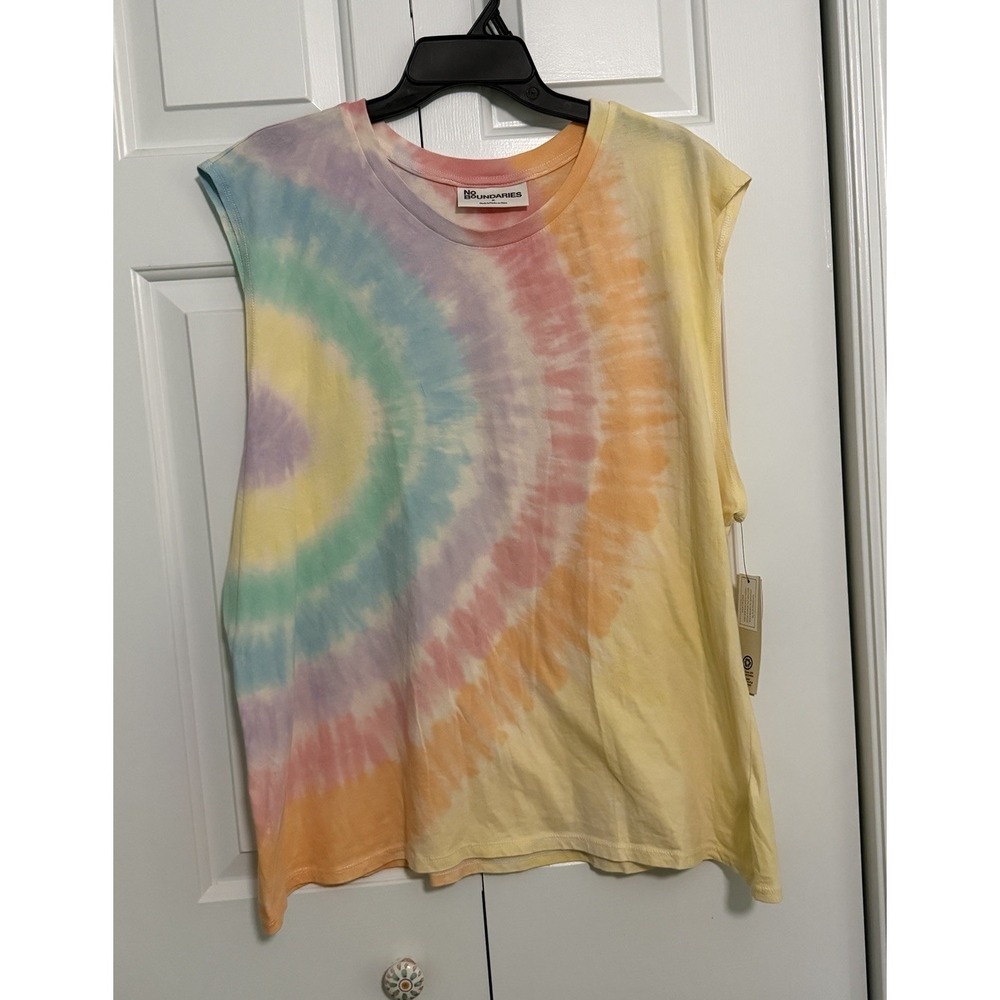 No Boundaries Tie Dye Men's Sleeveless T-shirt Size M NWT Rainbow Retro Shirt